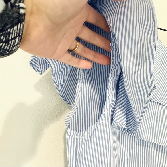 Elfin Off Shoulder Top - Picture 5 of 11